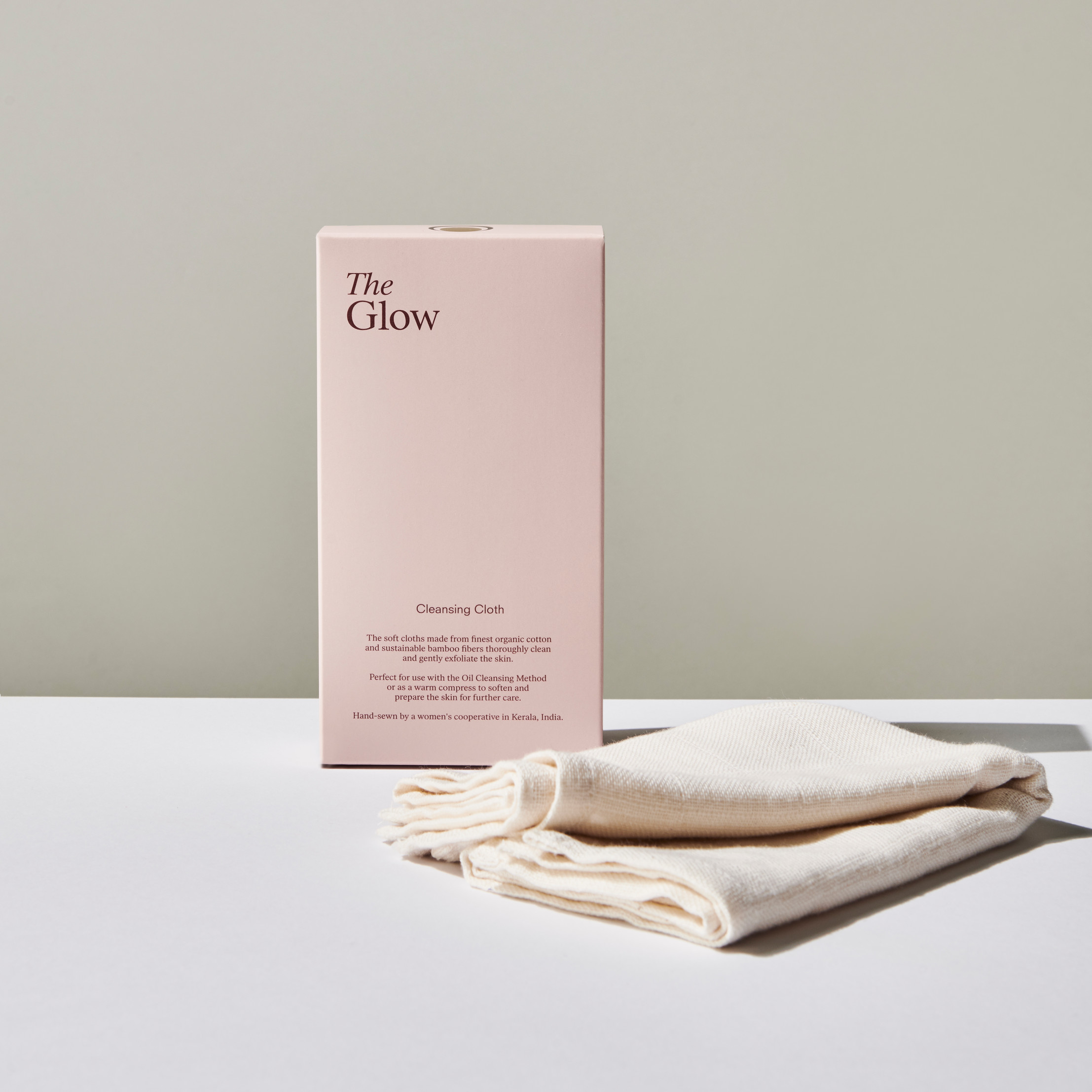 The Glow Cleansing Cloth