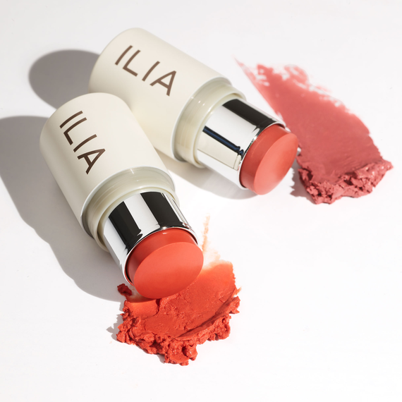 ILIA_Multi-stick_Hero_Smear