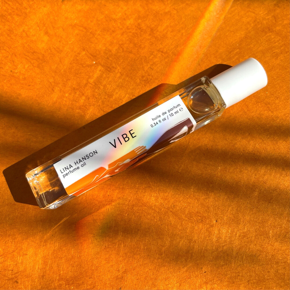 Lina Hanson - Vibe Perfume Oil - image 4 | Amazingy