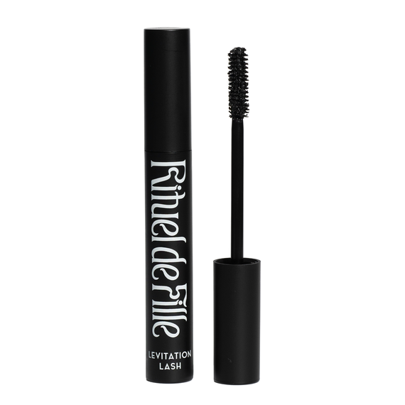 Rituel_de_Fille_levitation_lash_Mascara