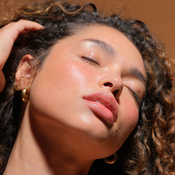 RMS Beauty - Living Luminizer - image 5 | Amazingy