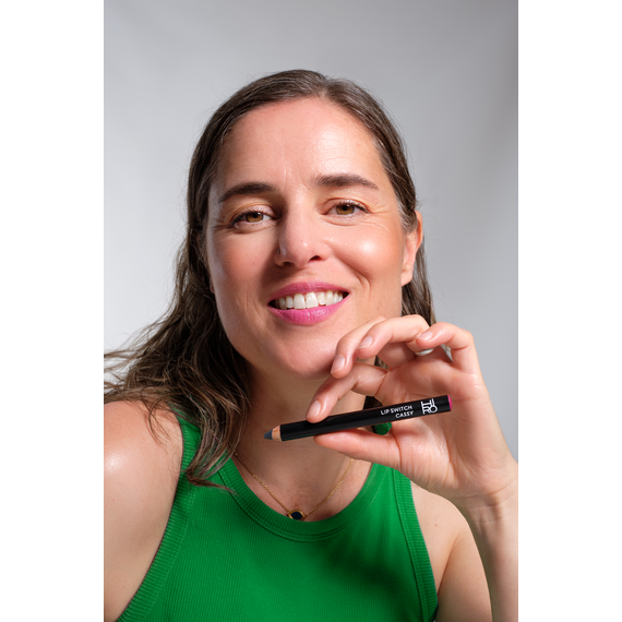 HIRO Cosmetics - Lip Switch - image 3 | Amazingy