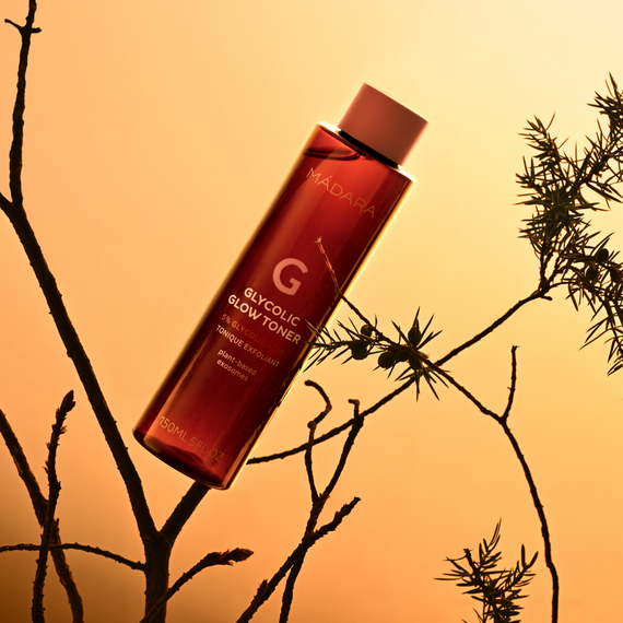 Mádara Cosmetics - Glycolic Glow Toner - image 4 | Amazingy