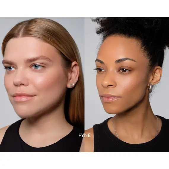 HIRO Cosmetics - HIRO Pressed Blush - image 2 | Amazingy