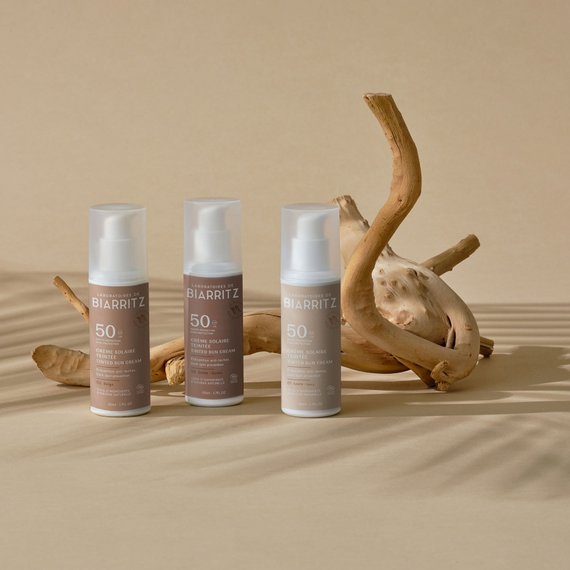 Laboratoires de Biarritz - Tinted Face Sunscreen SPF50 - image 2 | Amazingy