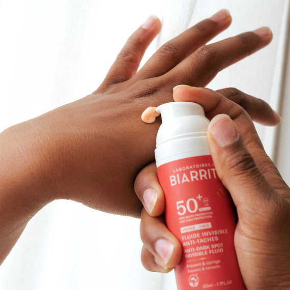 Laboratoires de Biarritz - SPF50+ Invisible Anti-Dark Spot Fluid - image 3